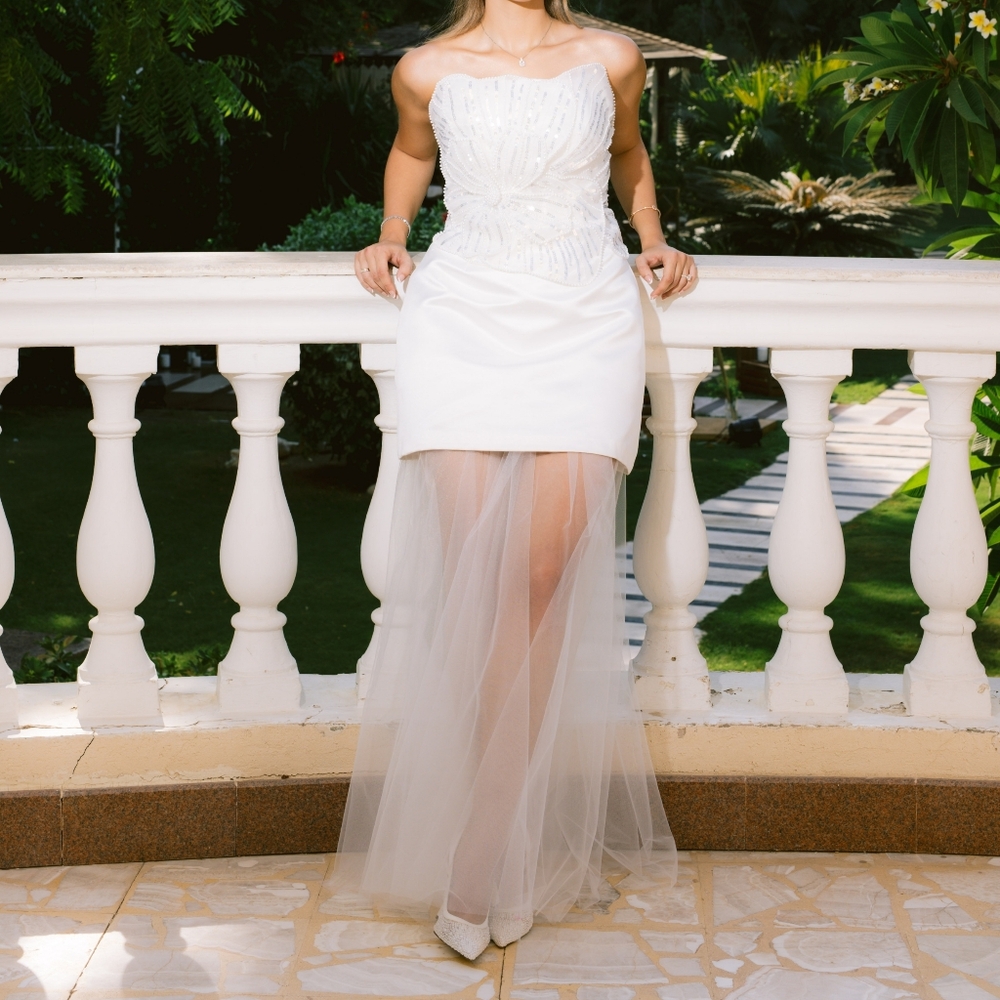 Elegant White Strapless Bridal Dress